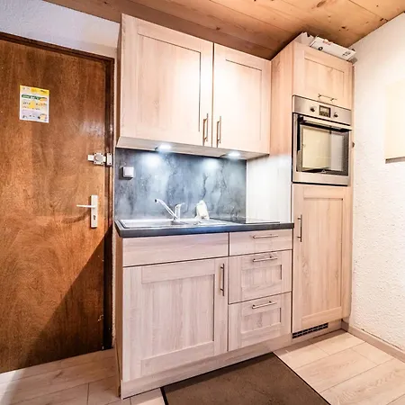 Appt Bien Agence, Bien Place-chatel アパート